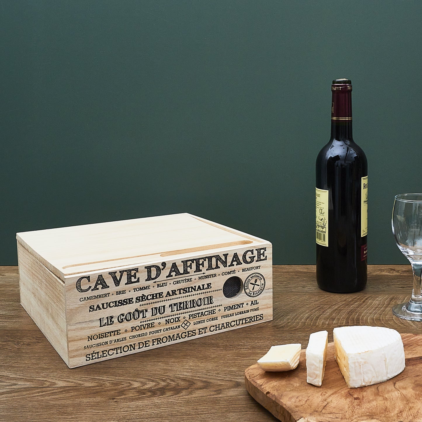 Cave A Fromage Bois Avec Couteau